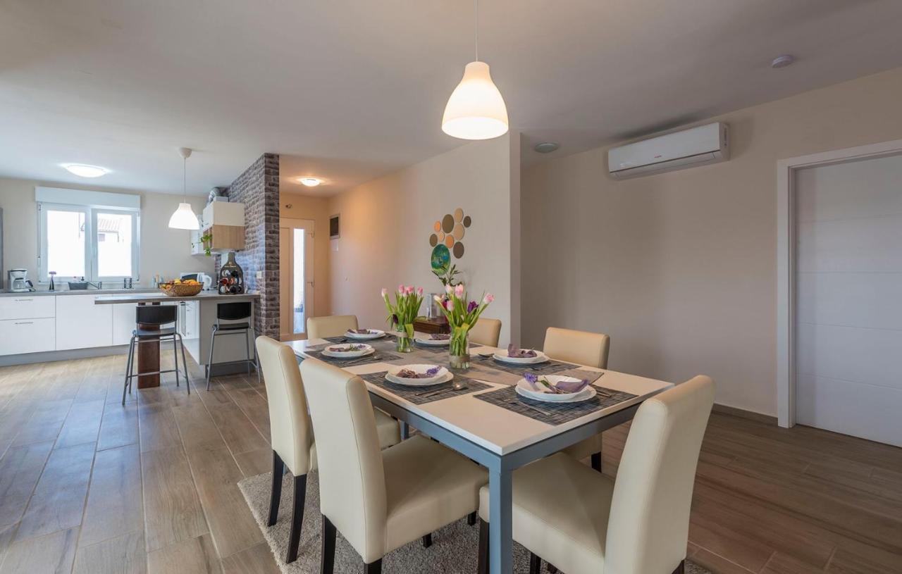 Villa Frontera Croatia Пореч Екстер'єр фото