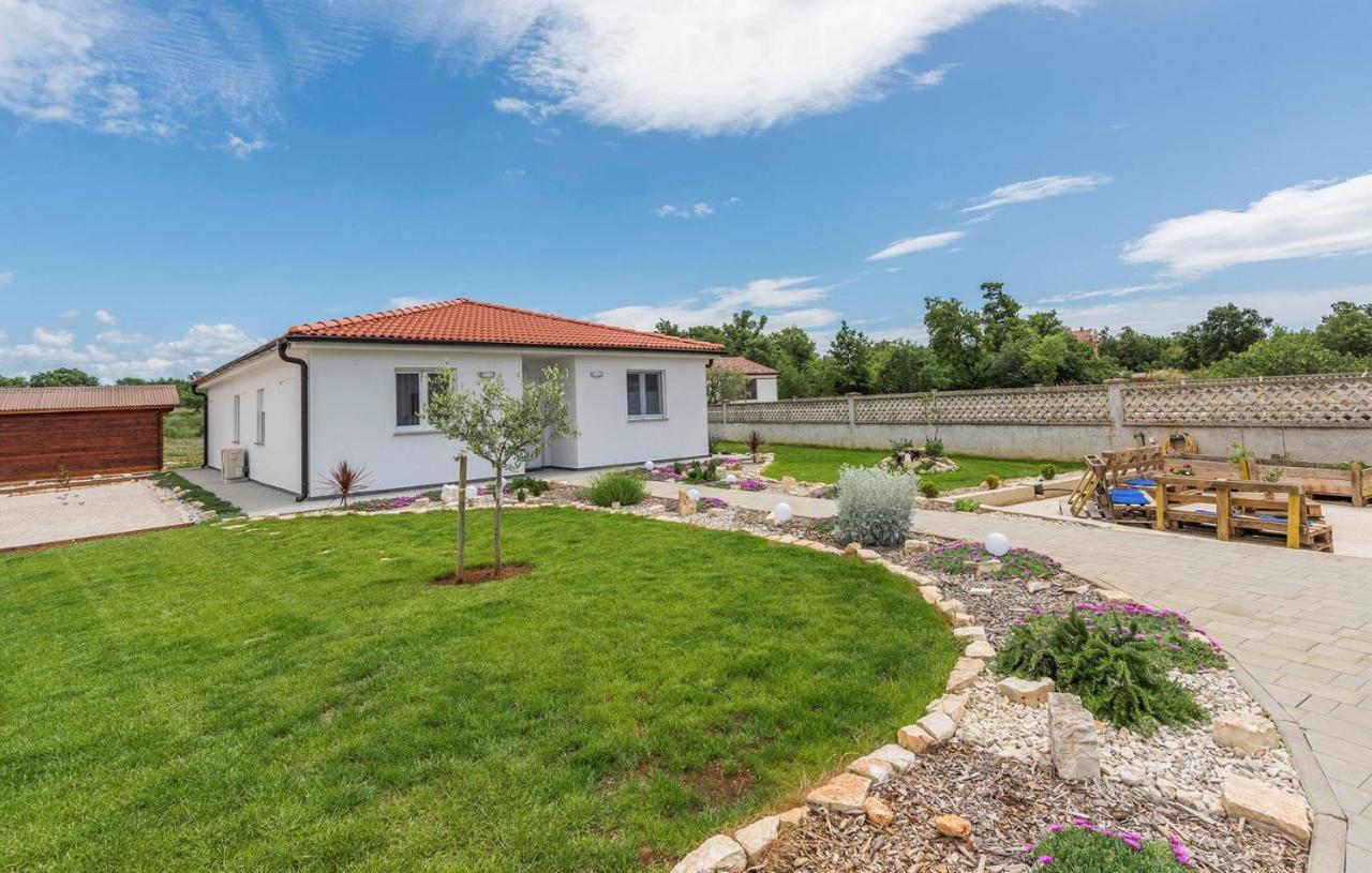 Villa Frontera Croatia Пореч Екстер'єр фото